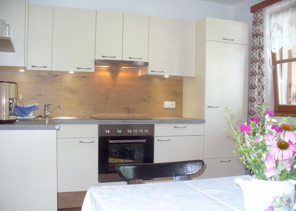 Mitschighof - Apartments Und Pension - Heidis-Welt, Mitschig 헤르마고 객실 사진