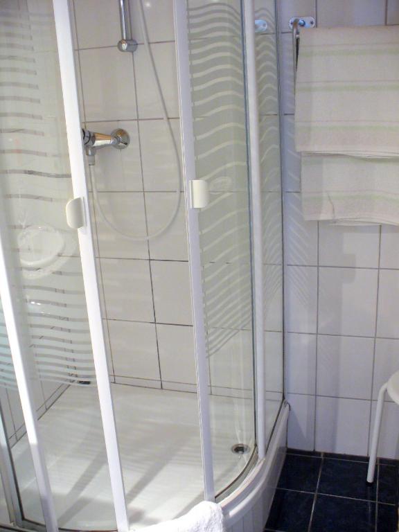 Mitschighof - Apartments Und Pension - Heidis-Welt, Mitschig 헤르마고 객실 사진