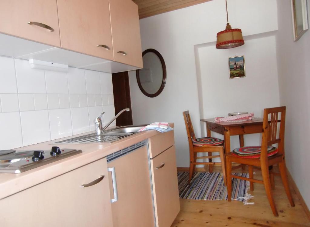 Mitschighof - Apartments Und Pension - Heidis-Welt, Mitschig 헤르마고 객실 사진