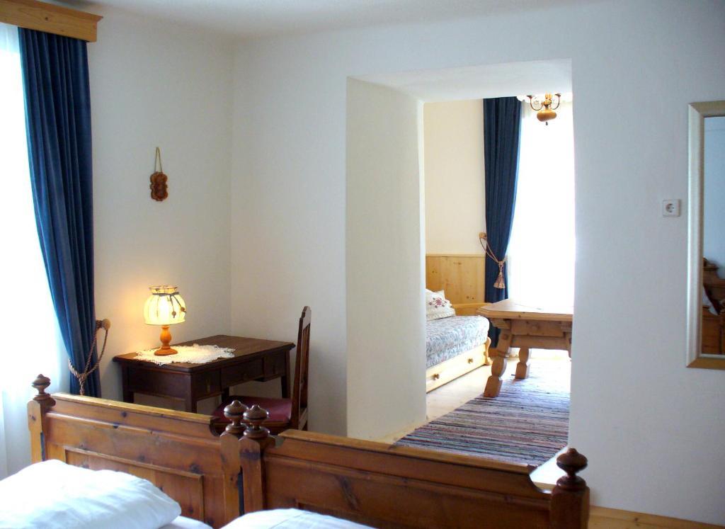 Mitschighof - Apartments Und Pension - Heidis-Welt, Mitschig 헤르마고 객실 사진