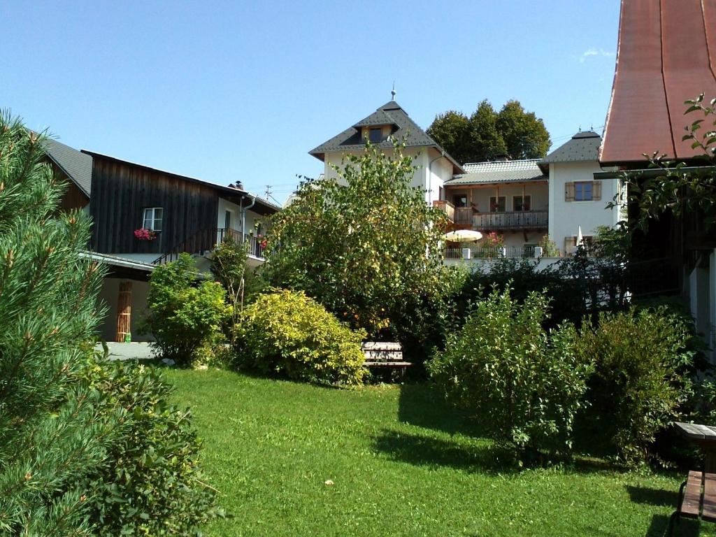 Mitschighof - Apartments Und Pension - Heidis-Welt, Mitschig 헤르마고 외부 사진